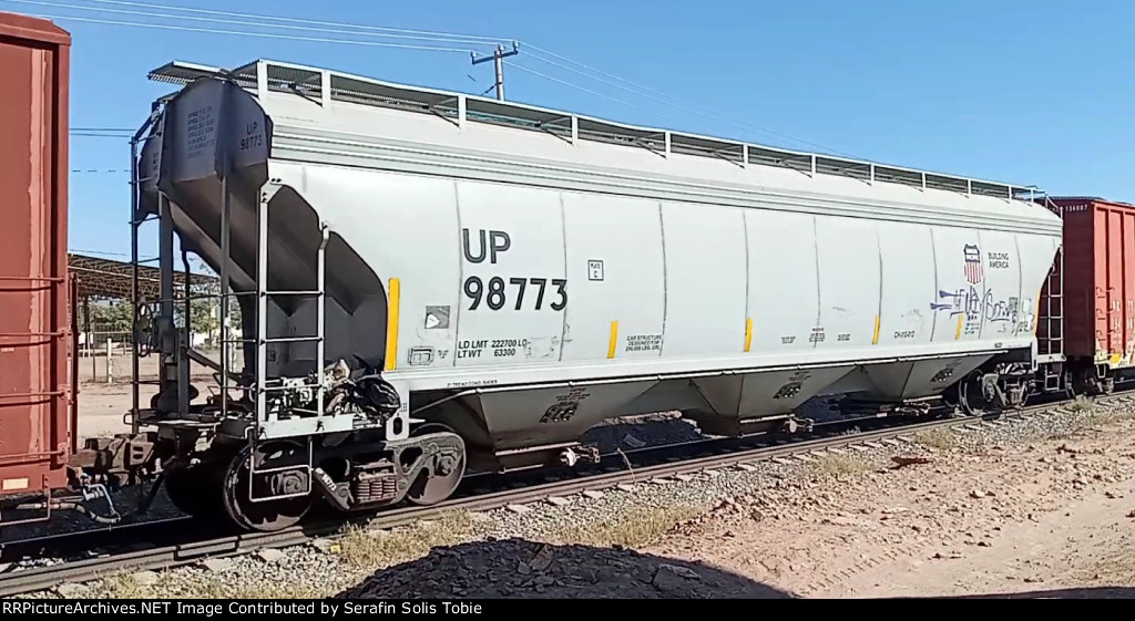 UP 98773